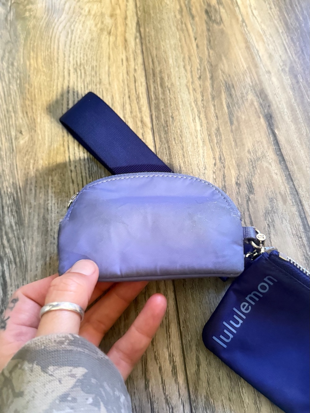 lululemon athletica Two-Pouch Wristlet in Lavender and Navy - Picture 3 of 8